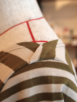 アンキャシェット　Encachette